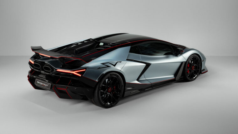 lamborghini revuelto sv