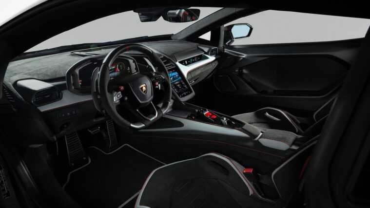 lamborghini revuelto sv
